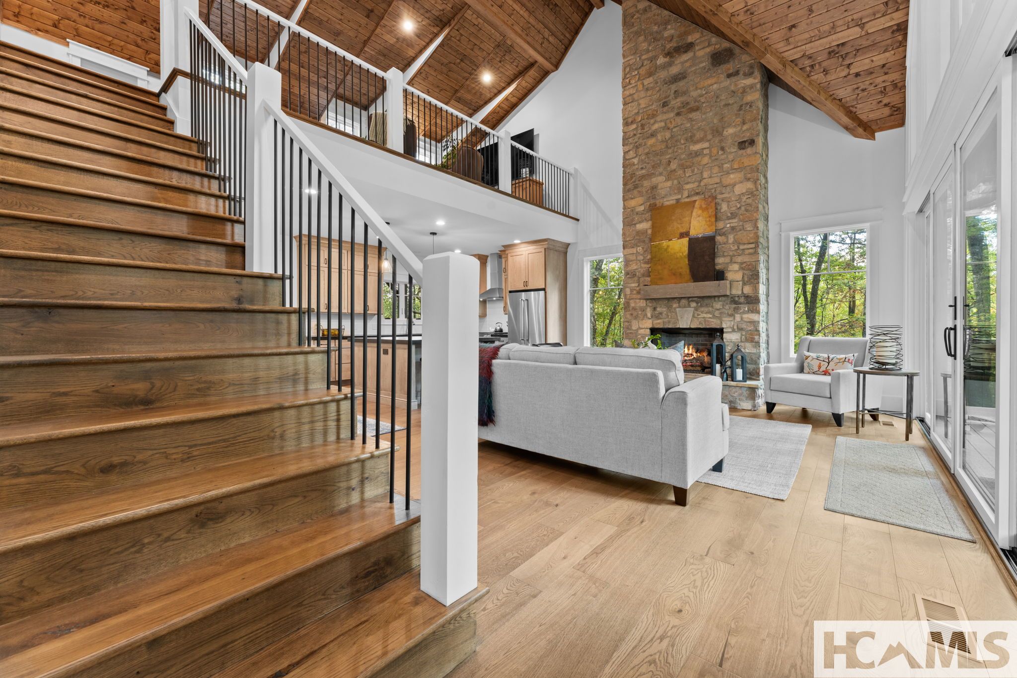 112 Gather Point Road