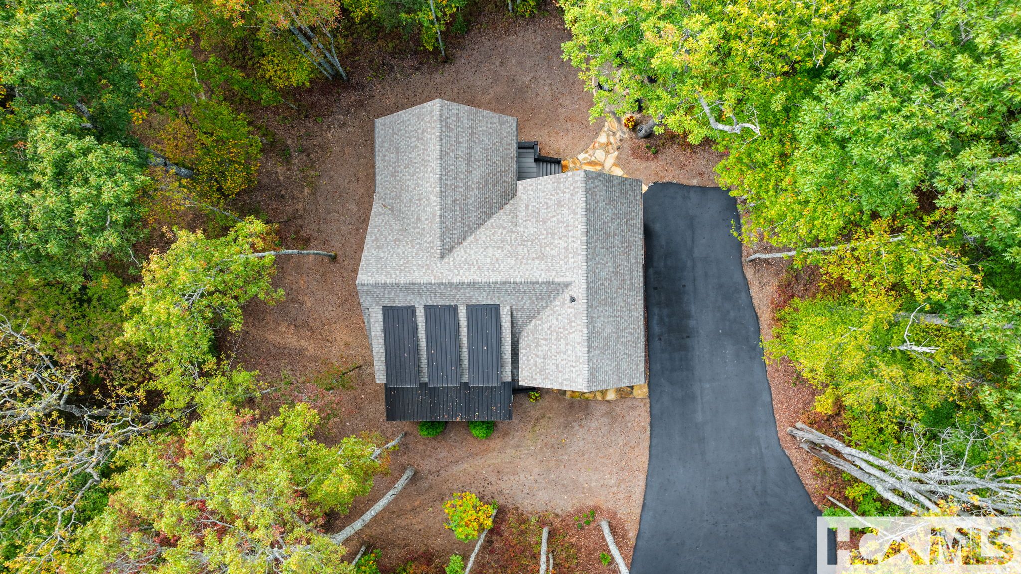 112 Gather Point Road