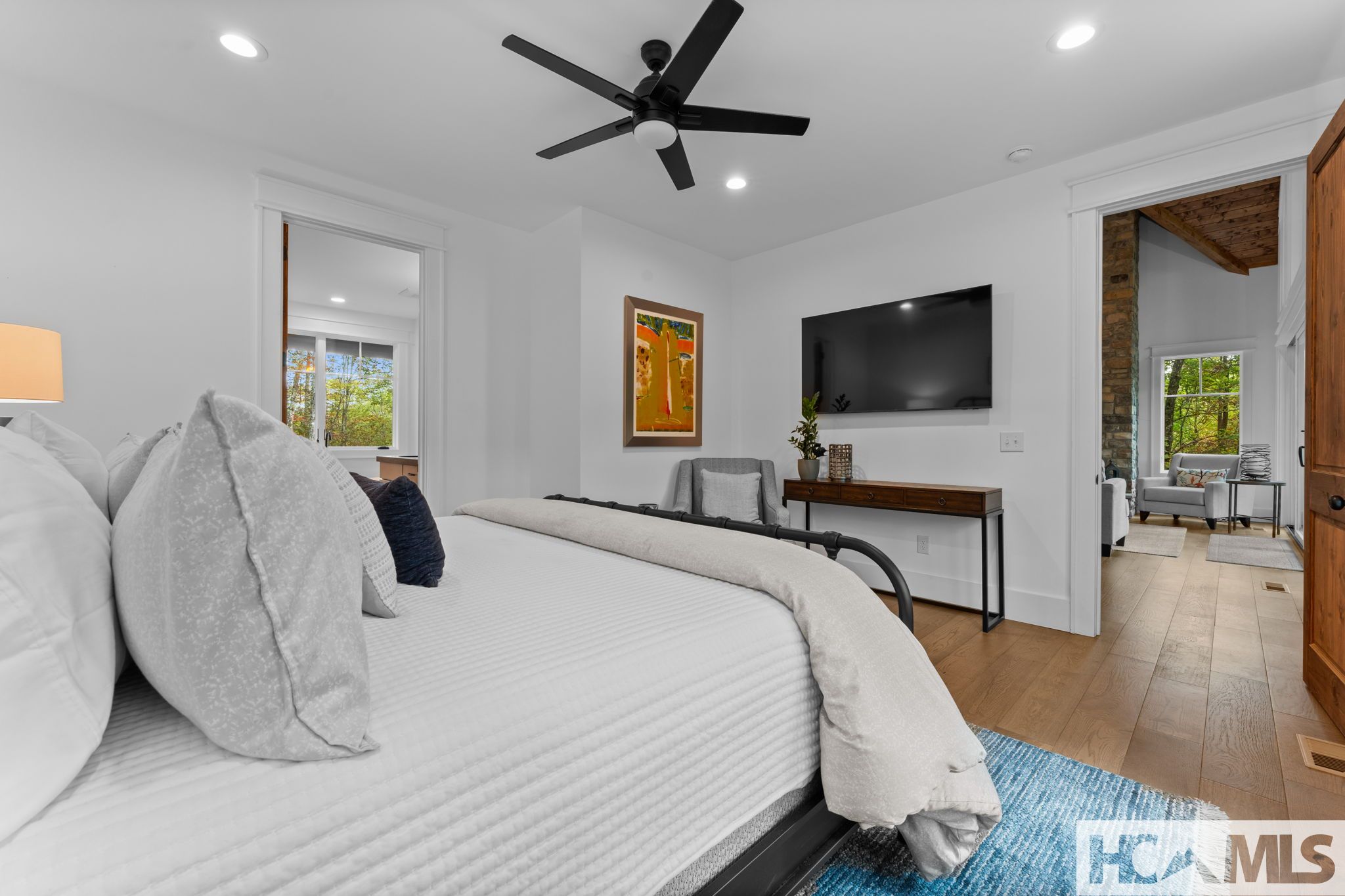 112 Gather Point Road