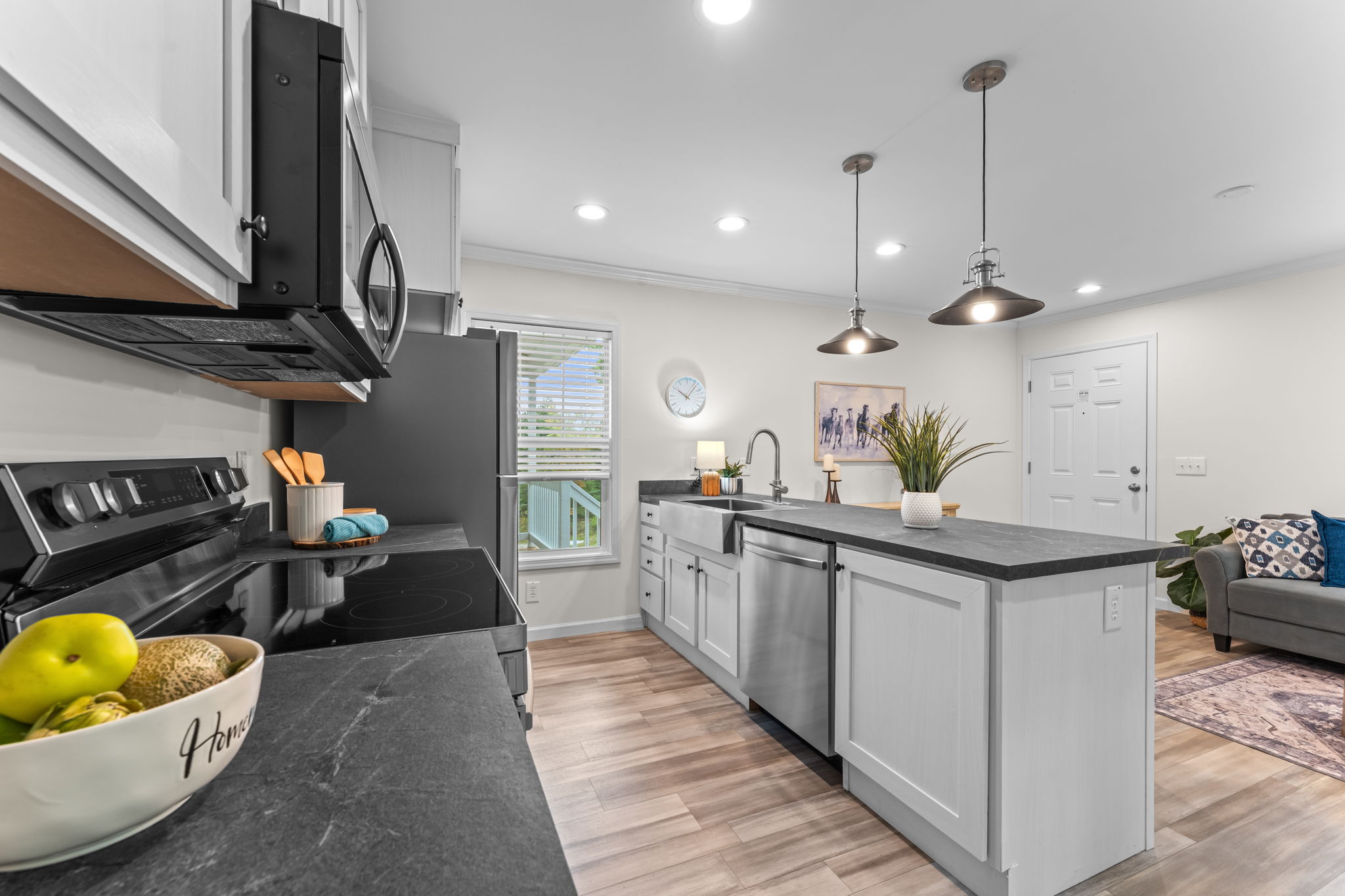 725 Ridge Crest Lane