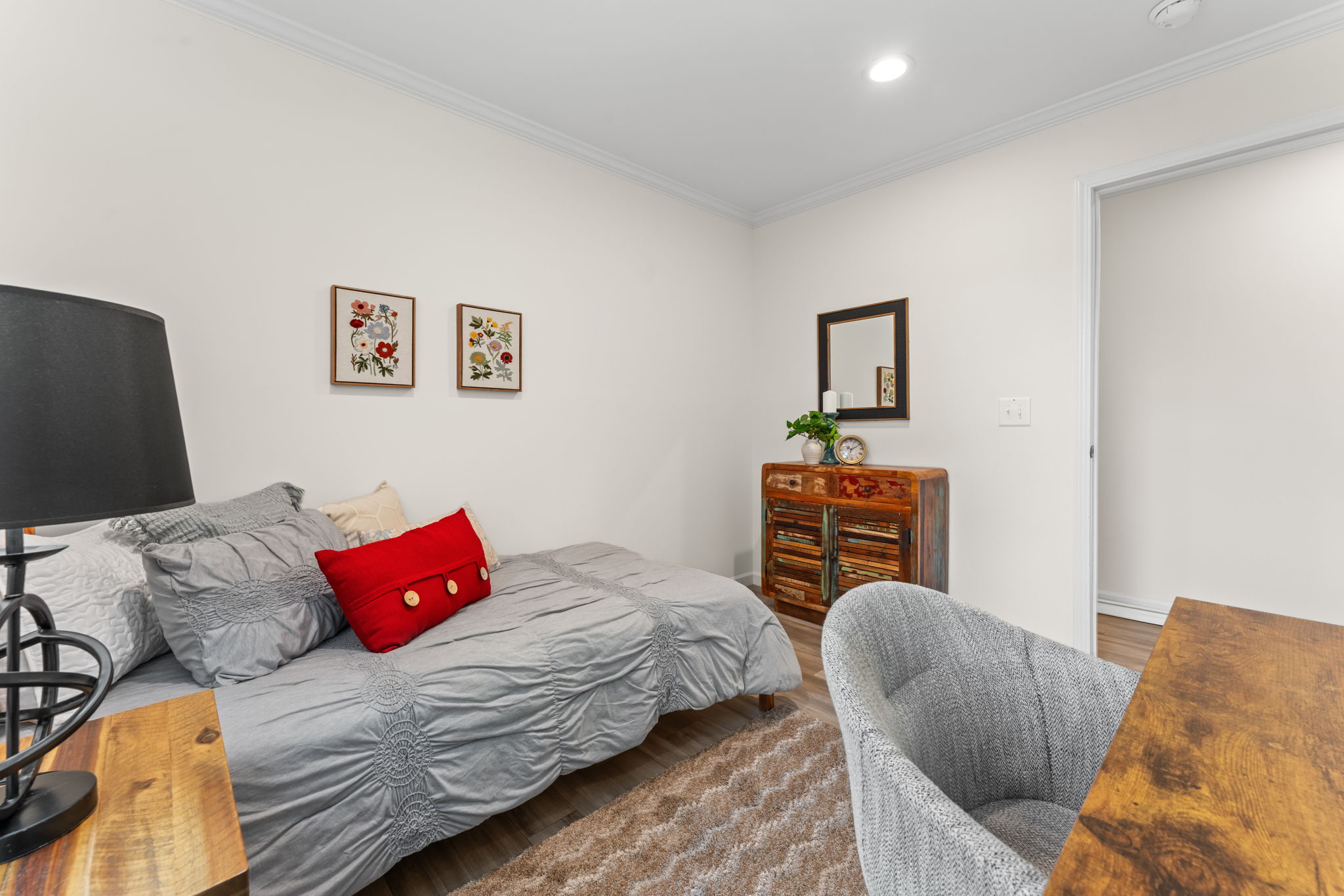 725 Ridge Crest Lane