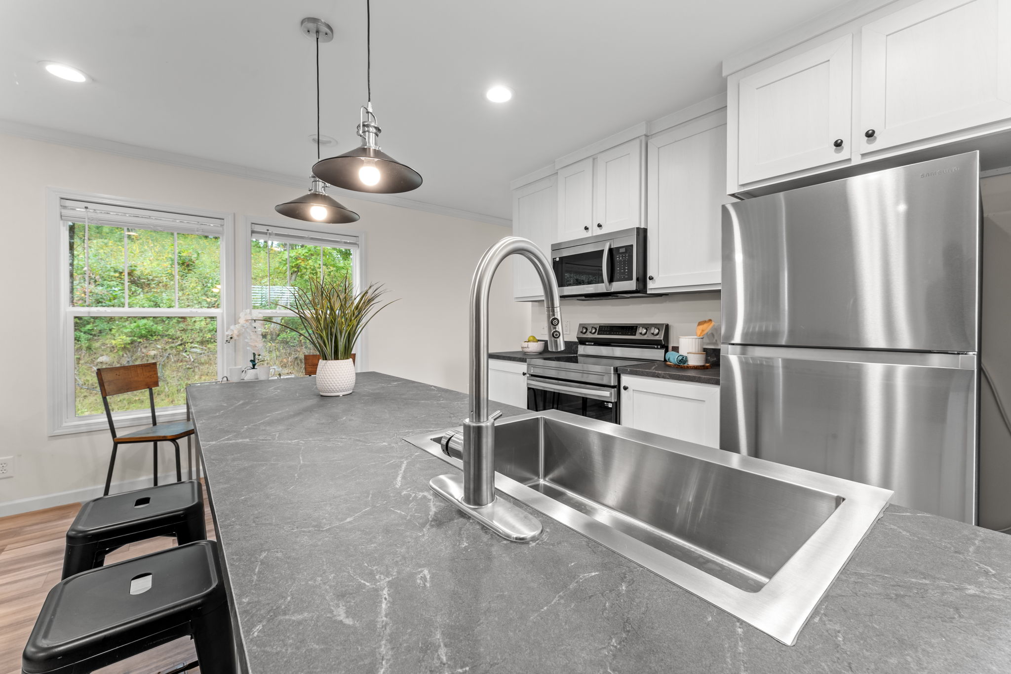 725 Ridge Crest Lane