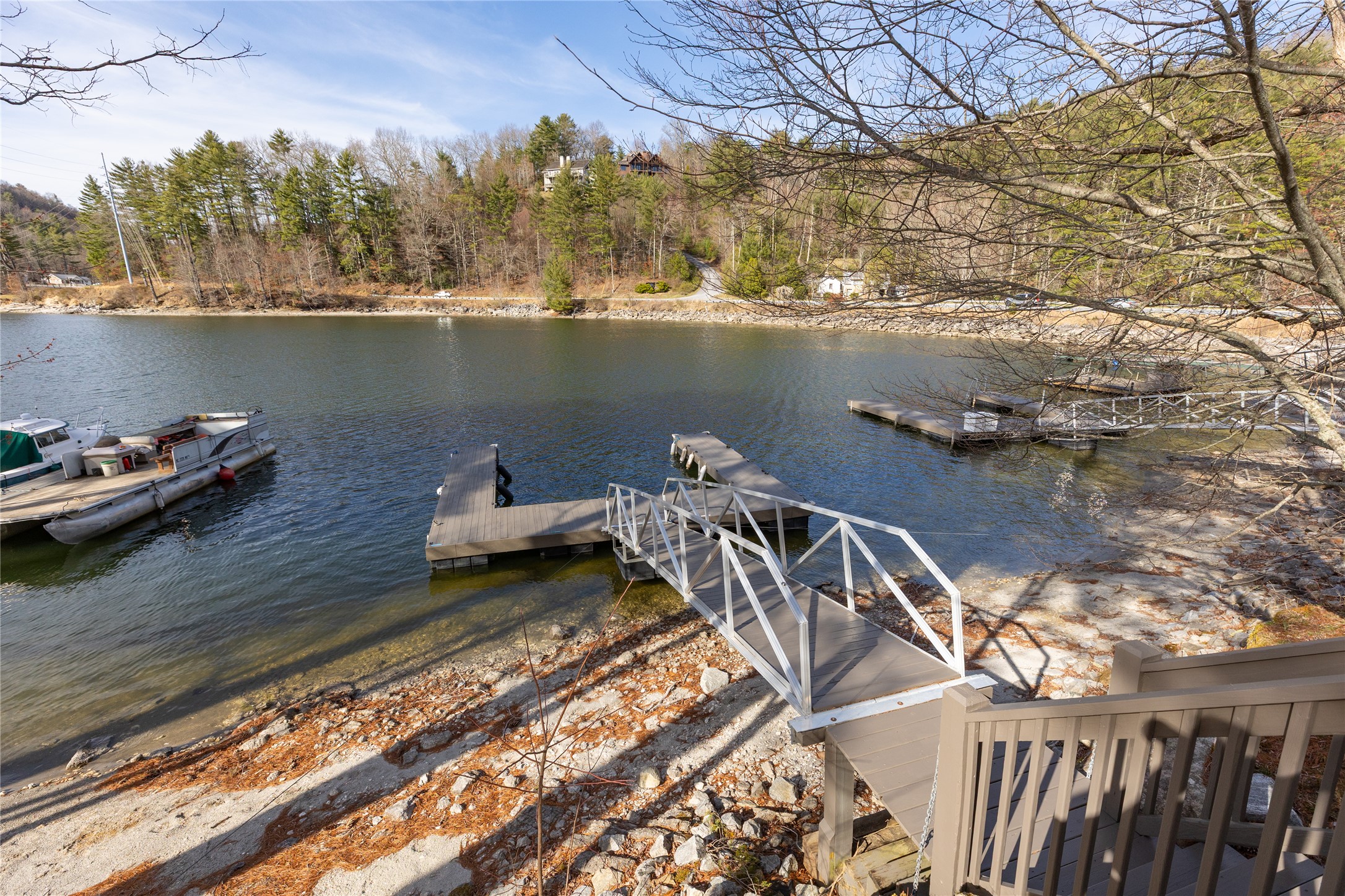 4361 Hwy 107 N
