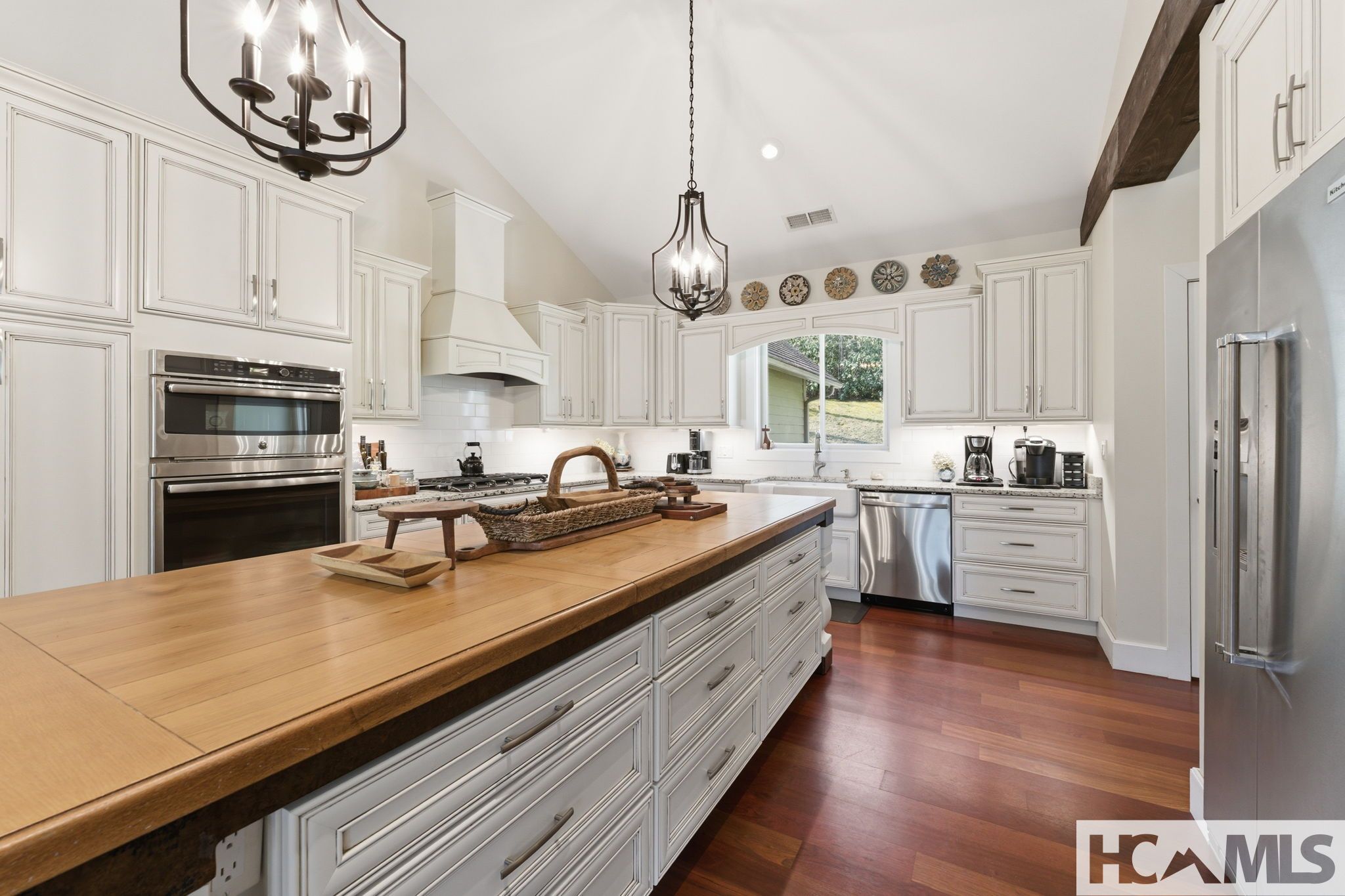 577 Twin Lakes Drive