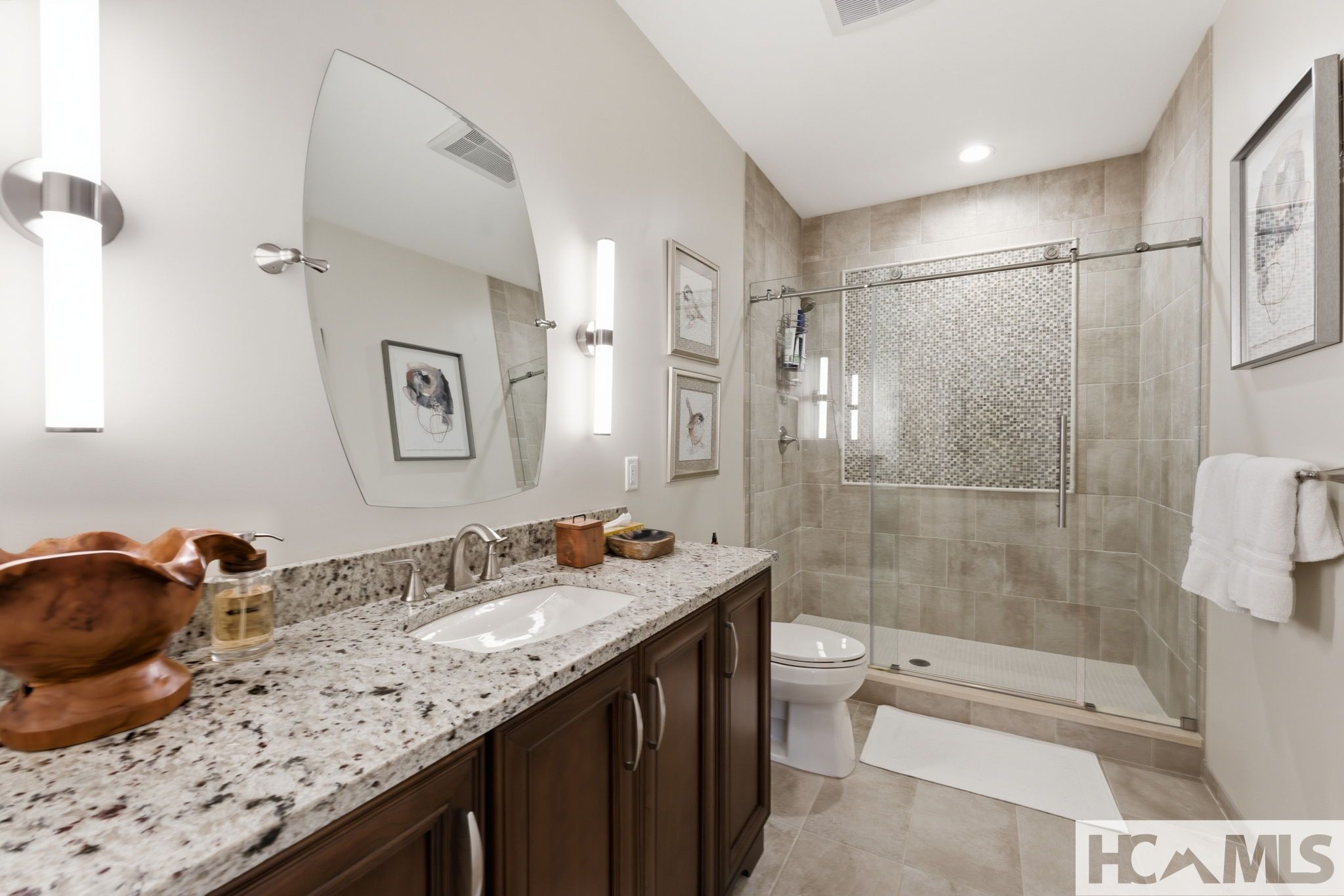 577 Twin Lakes Drive