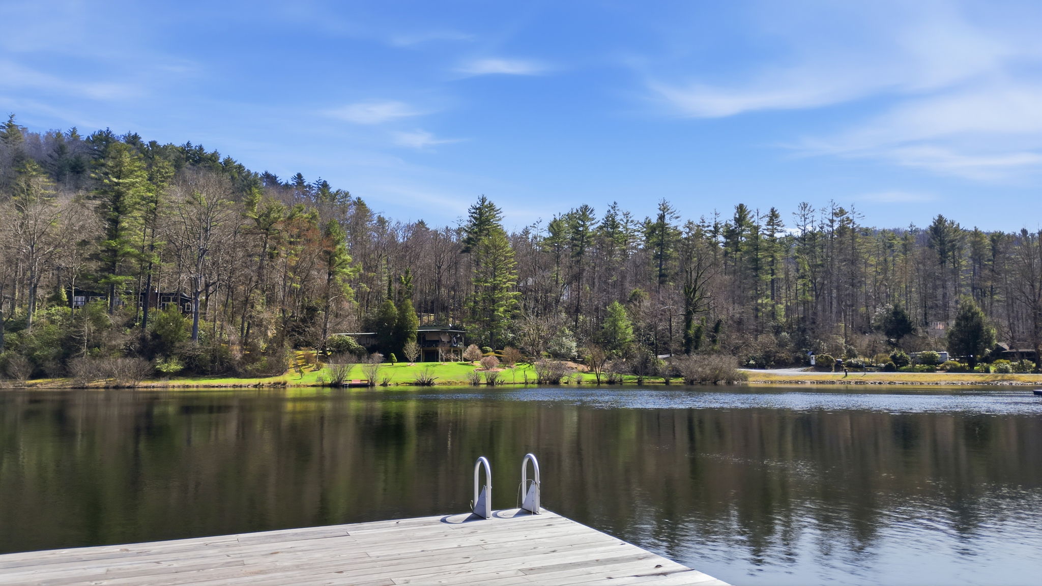 577 Twin Lakes Drive