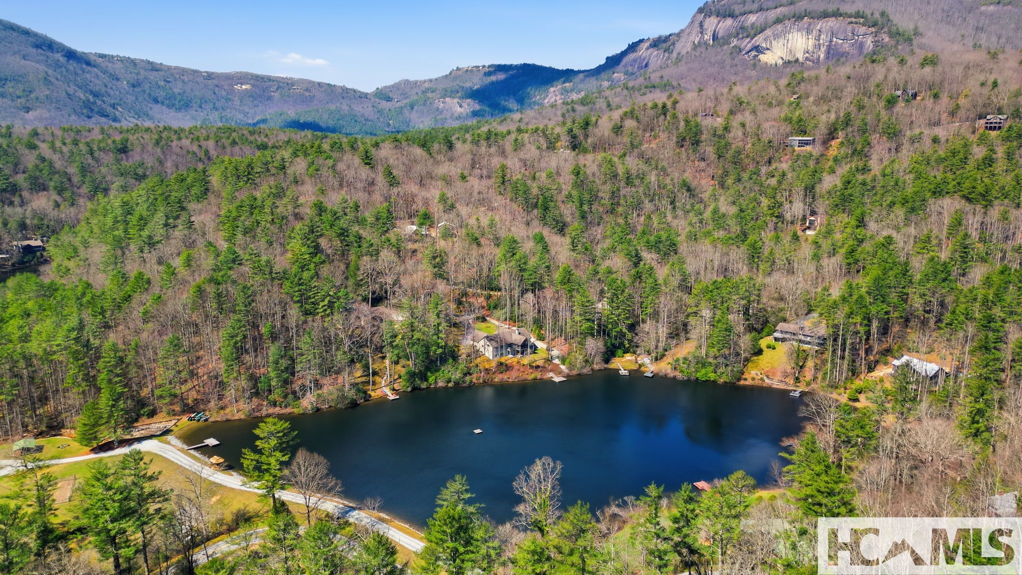 577 Twin Lakes Drive