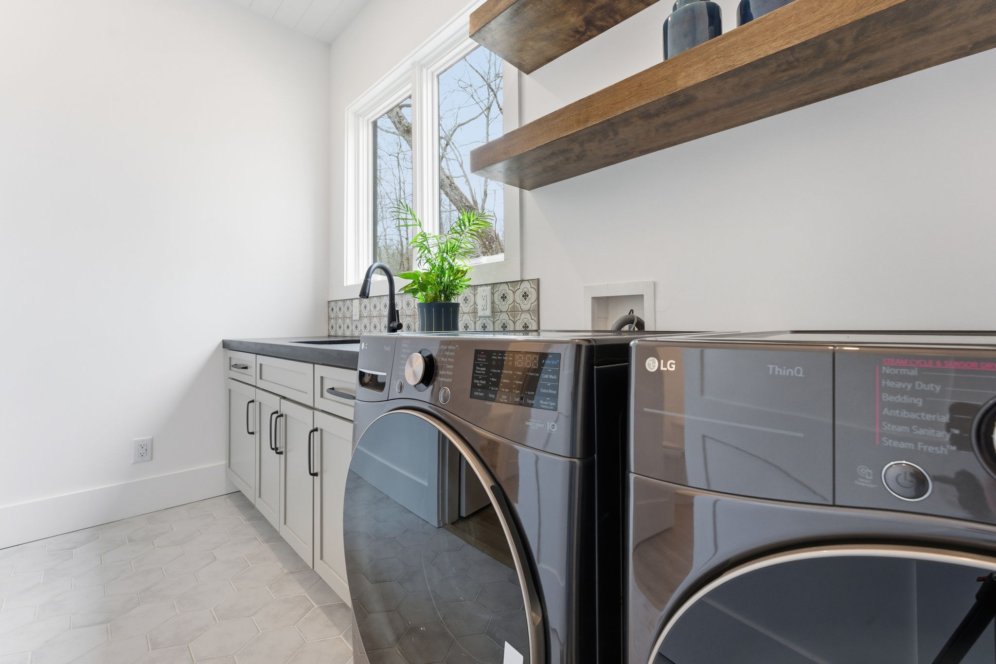 120 Gather Point Road