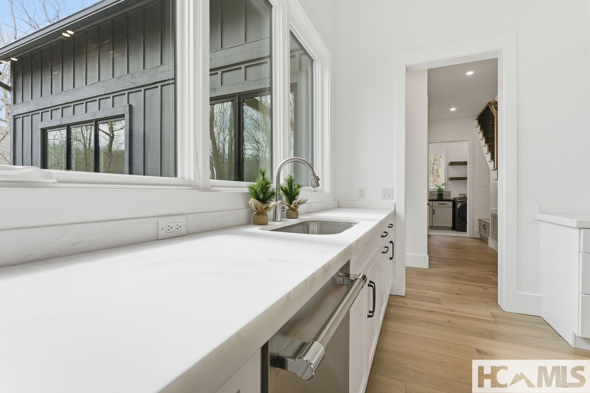 120 Gather Point Road