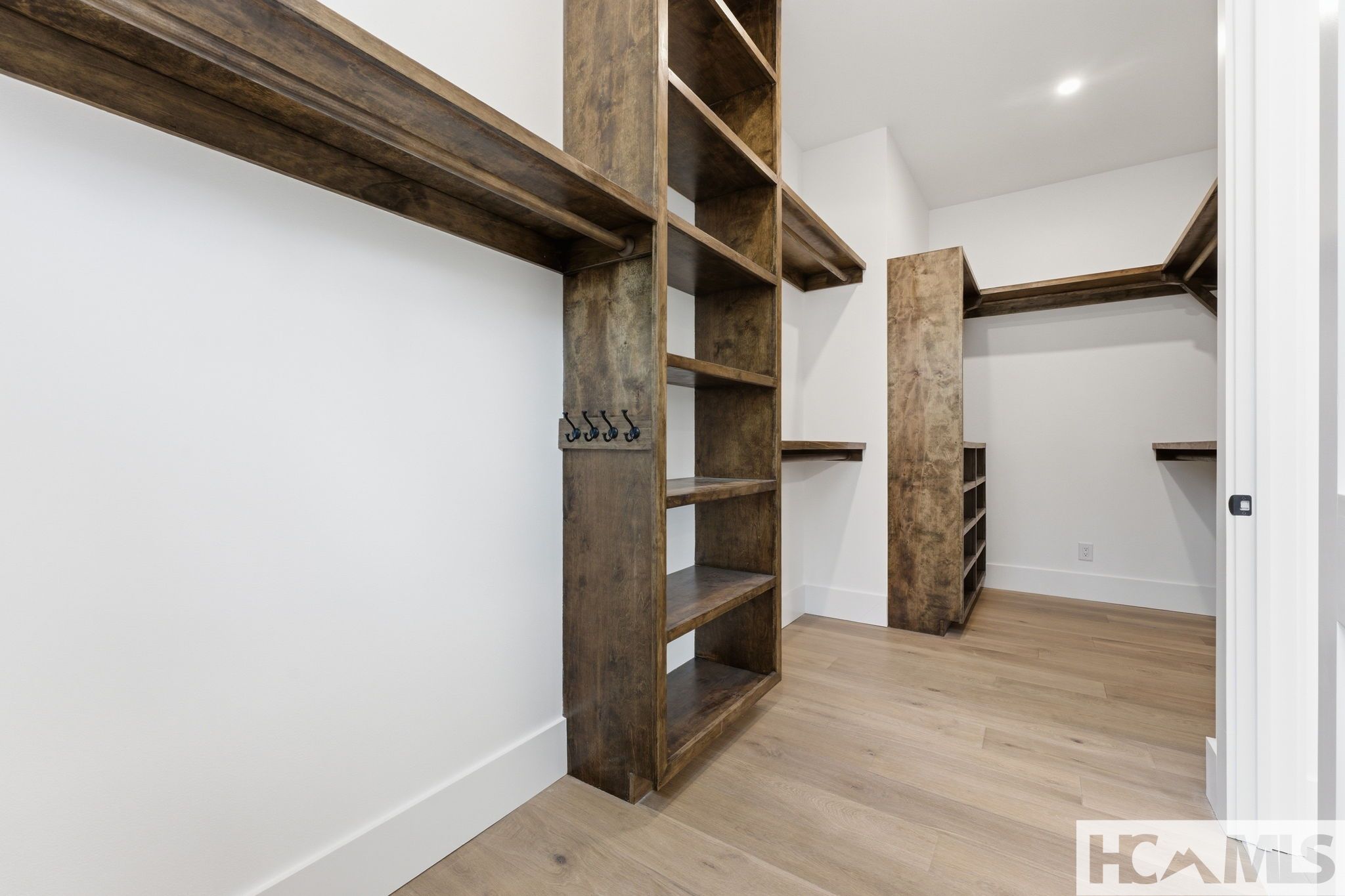 120 Gather Point Road