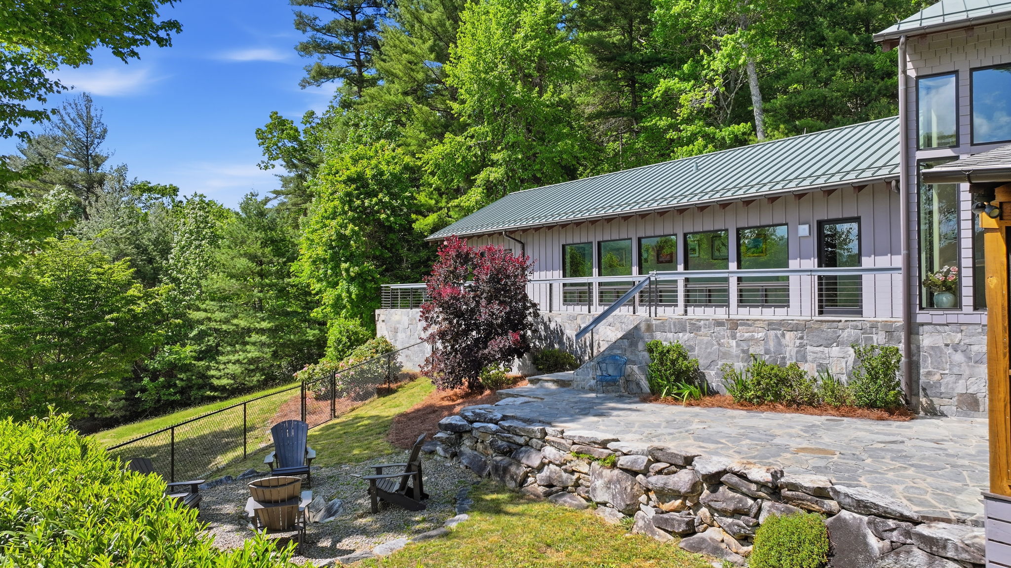 2259 Whiteside Cove Road