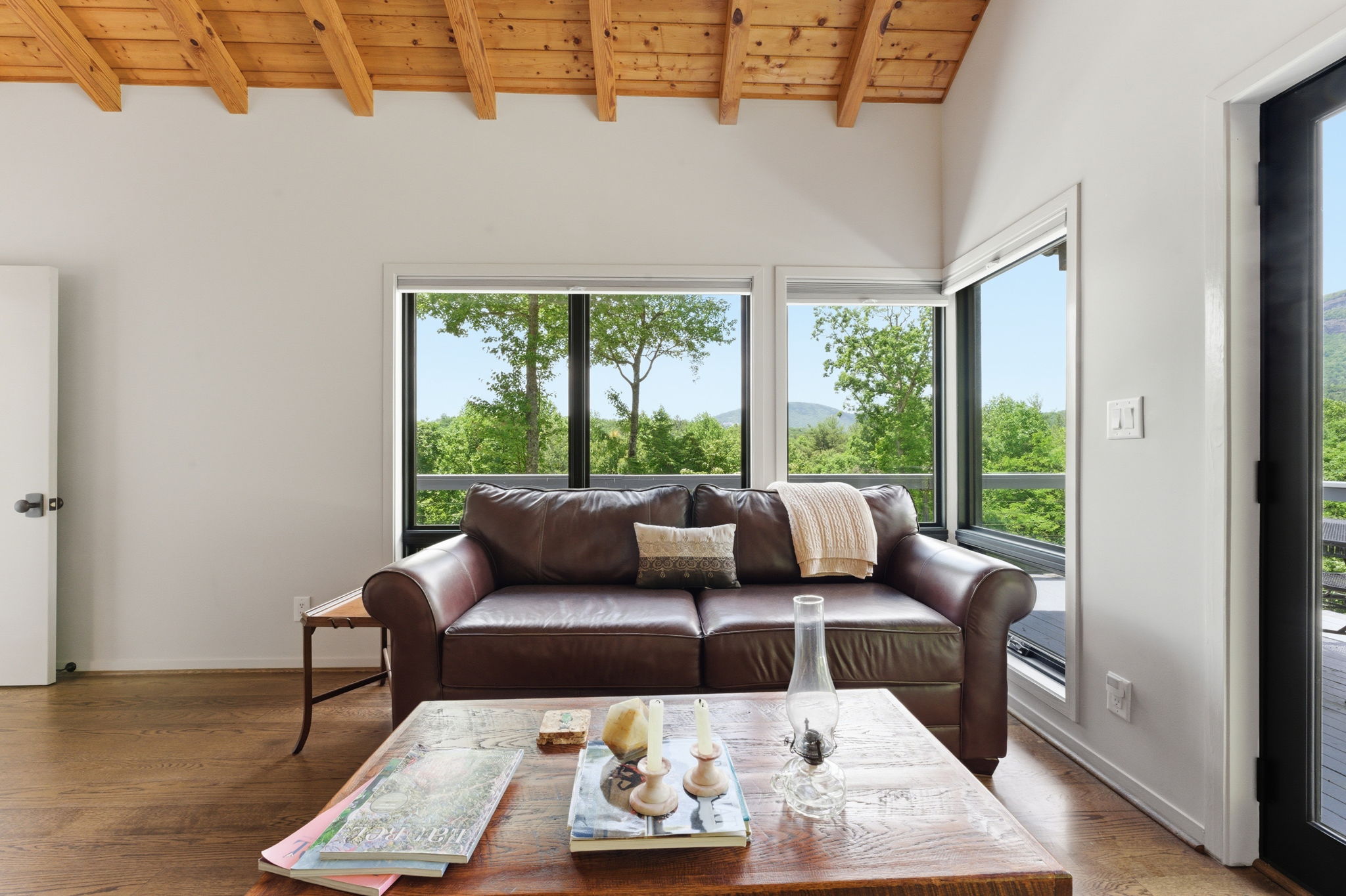 2259 Whiteside Cove Road