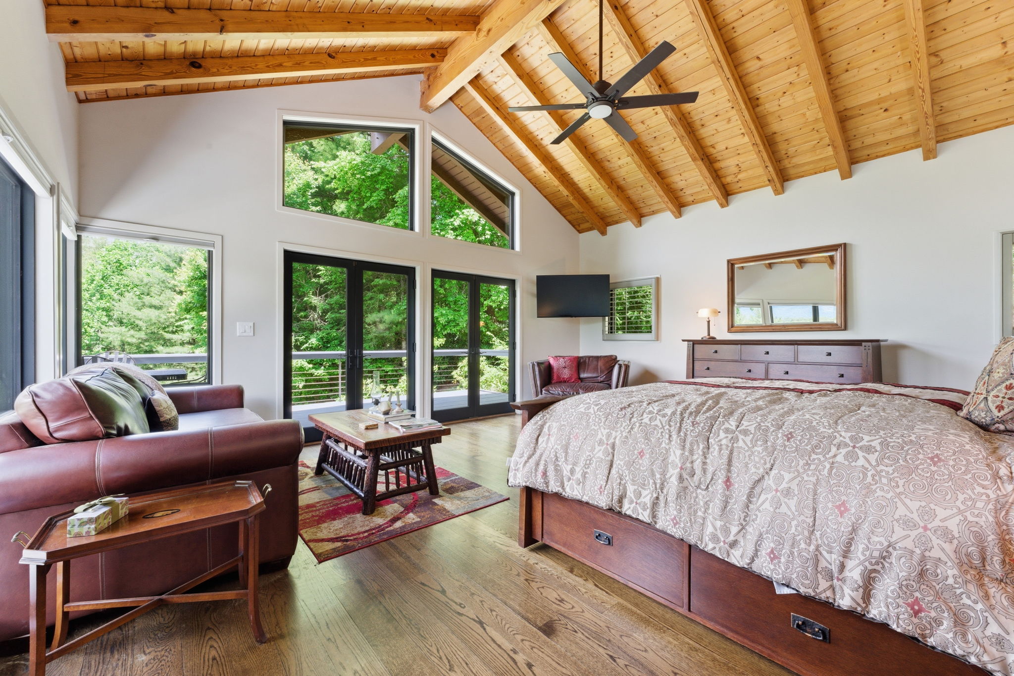 2259 Whiteside Cove Road