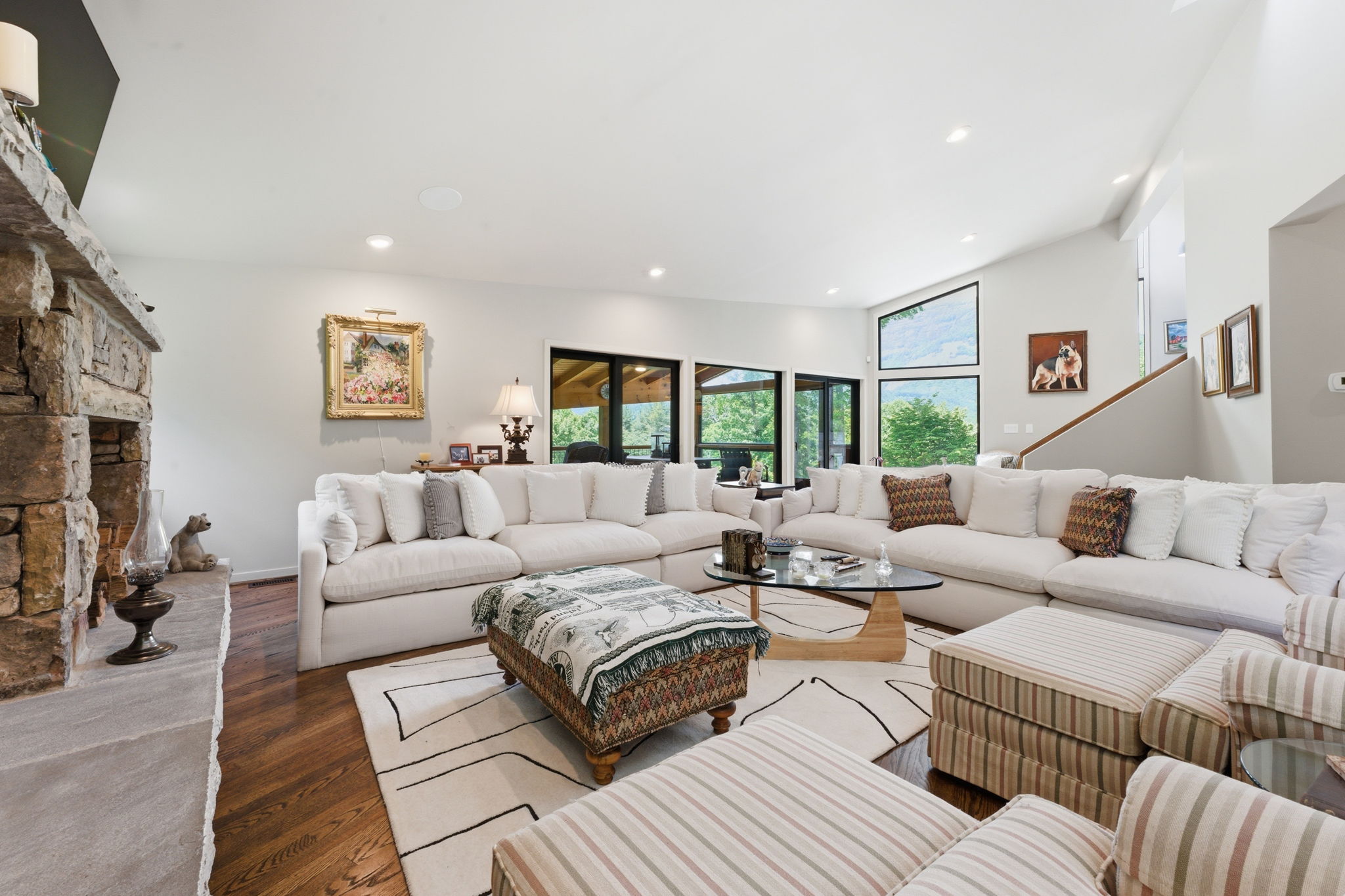 2259 Whiteside Cove Road