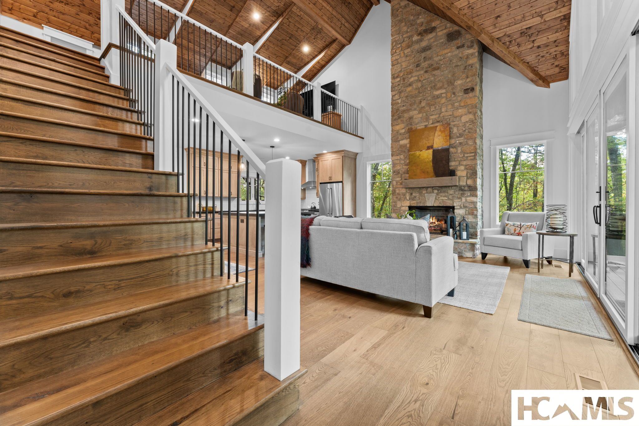 112 Gather Point Road