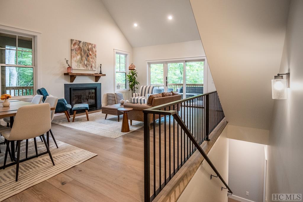 181 Narrows Road