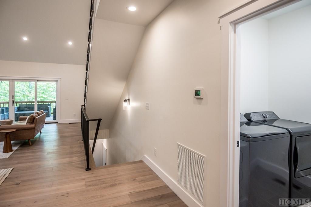 181 Narrows Road