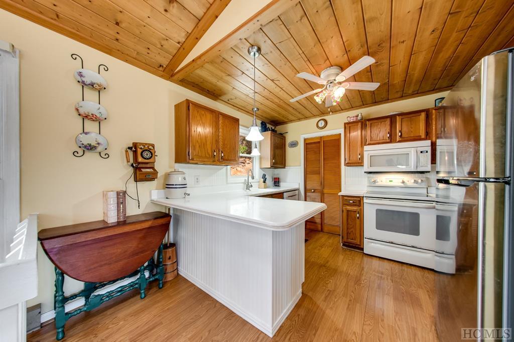 145 Rhododendron Court