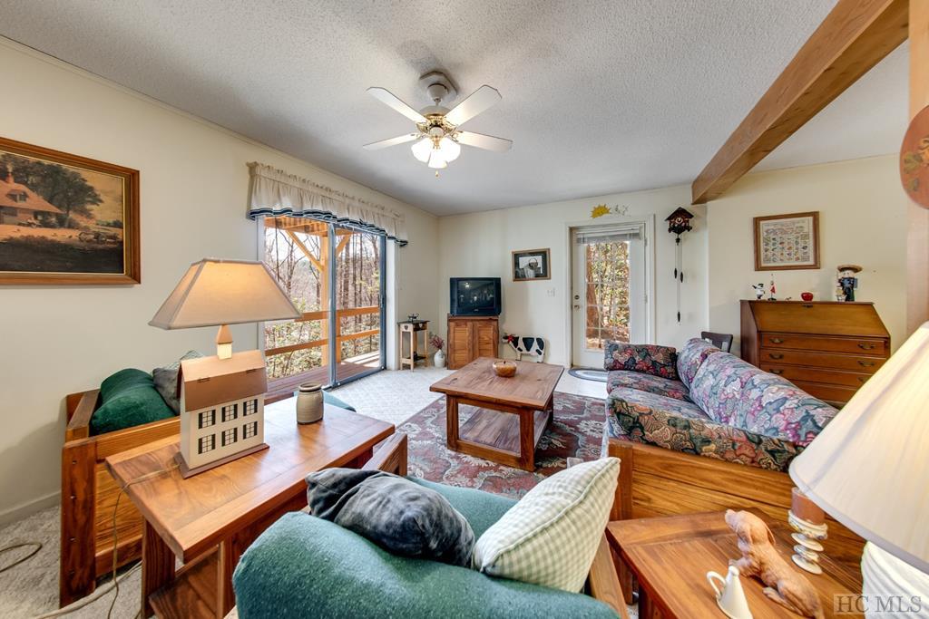 145 Rhododendron Court
