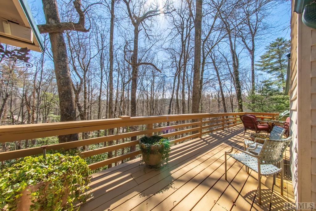 145 Rhododendron Court