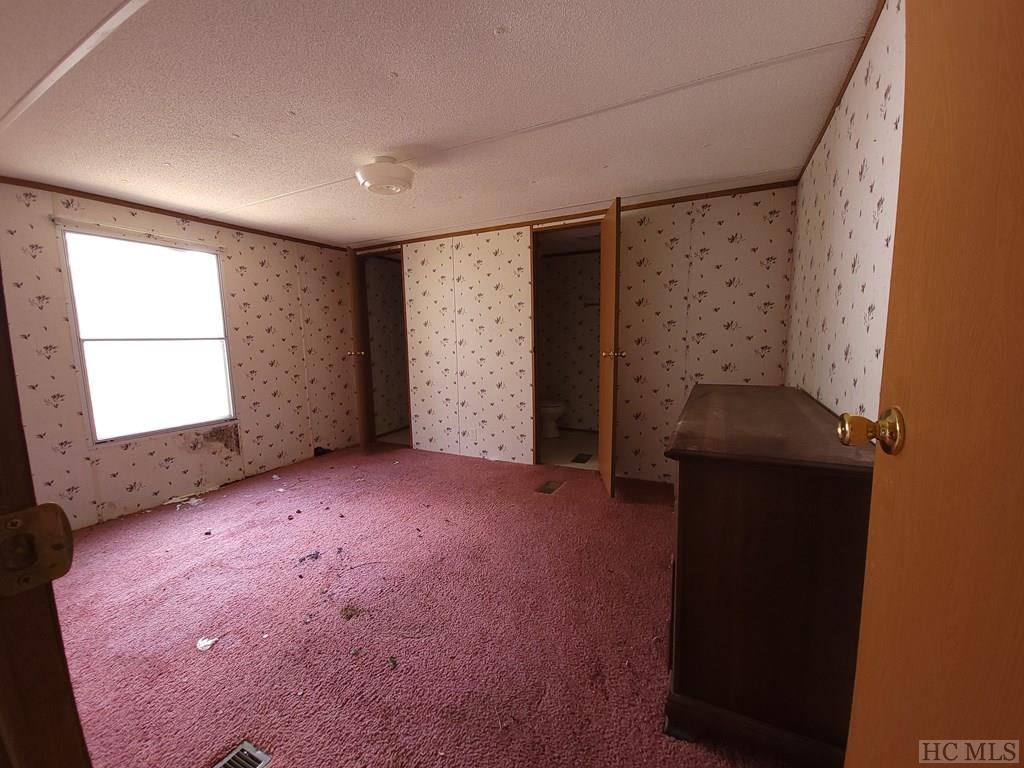 137 Gods Acres