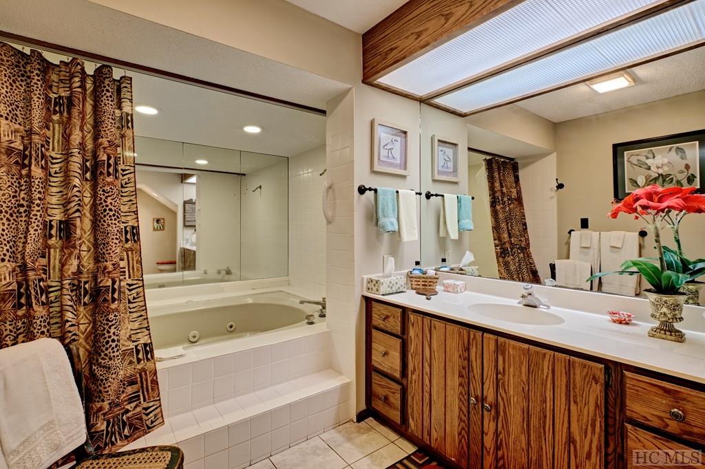 81 Emerald Ridge Road 39