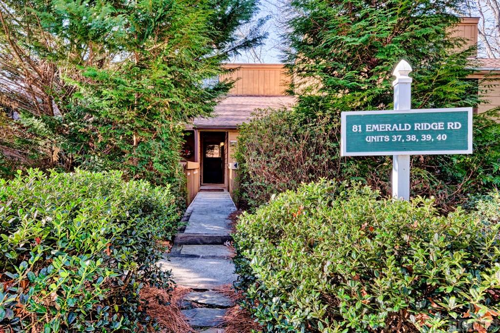 81 Emerald Ridge Road 39