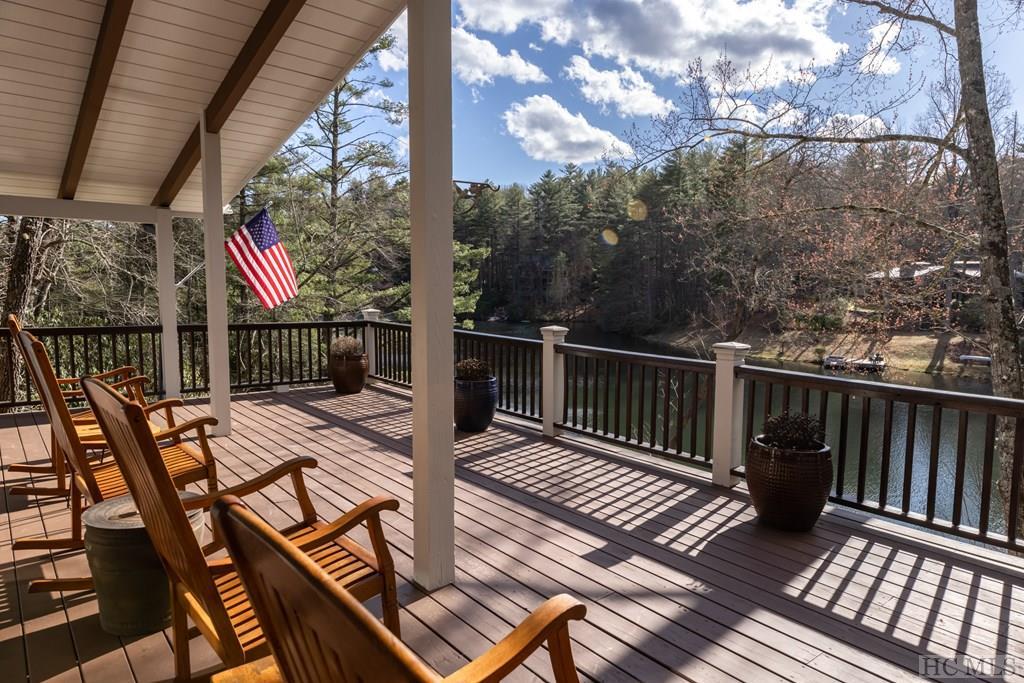 377 E East Christy Trail