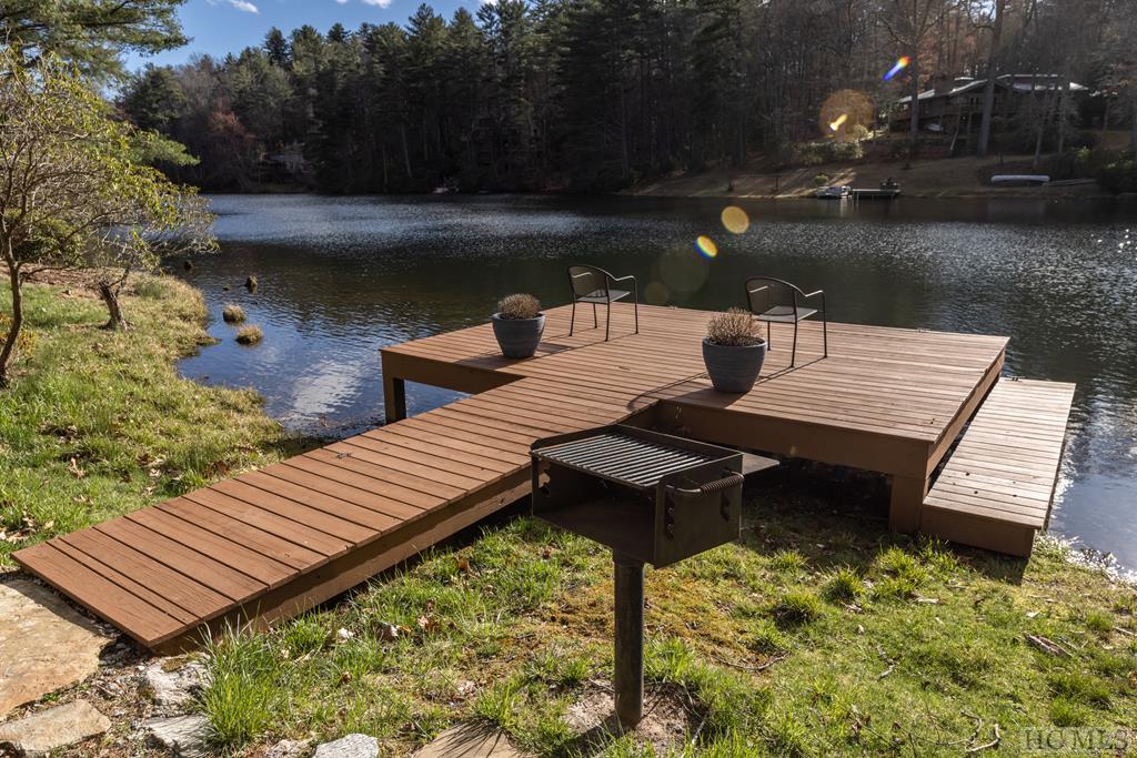 377 E East Christy Trail