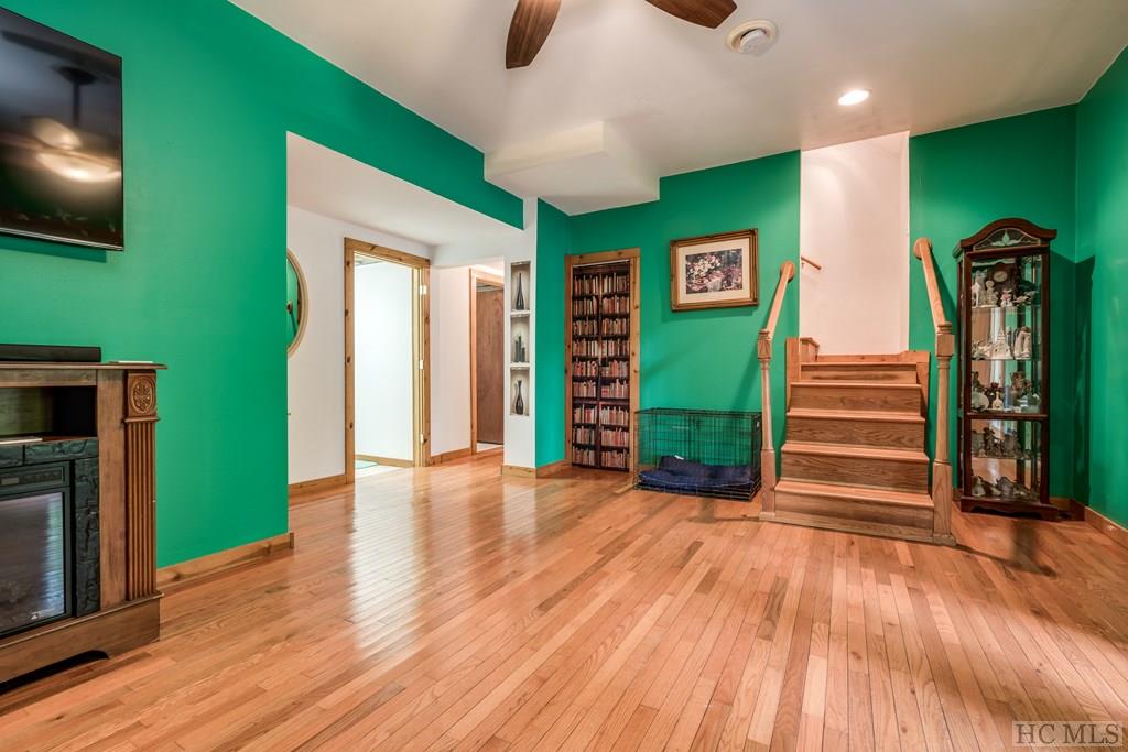 805 N Norton Road