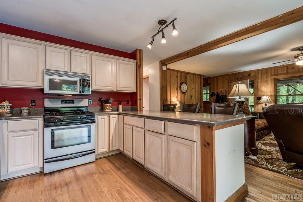 805 N Norton Road