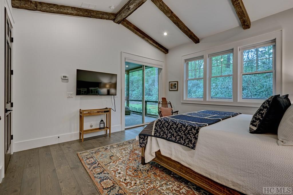 50 Shelby Court West