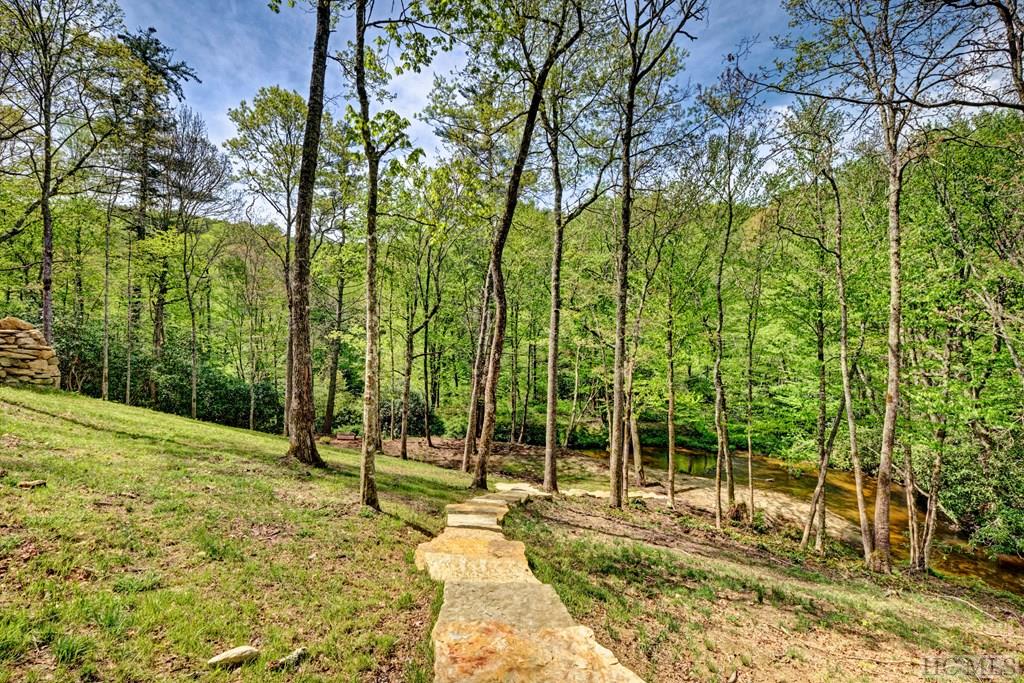 Lot 20A Mountain Waterfalls