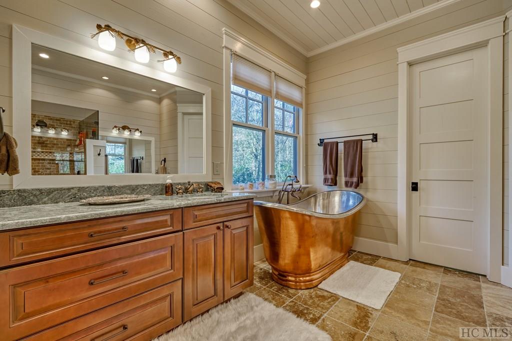 41 Racquet Club Drive