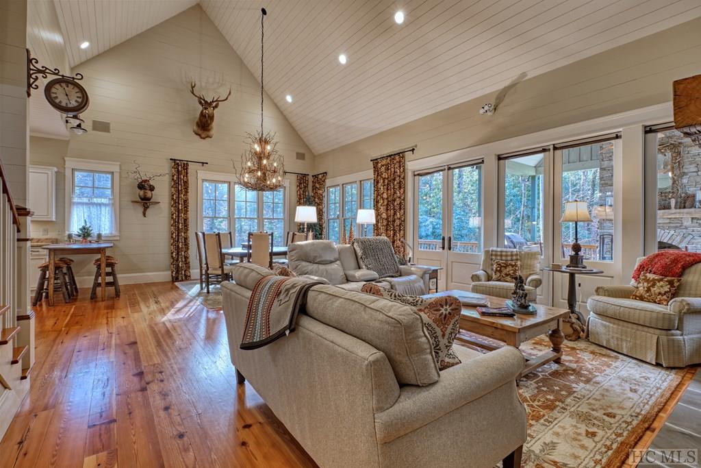 41 Racquet Club Drive