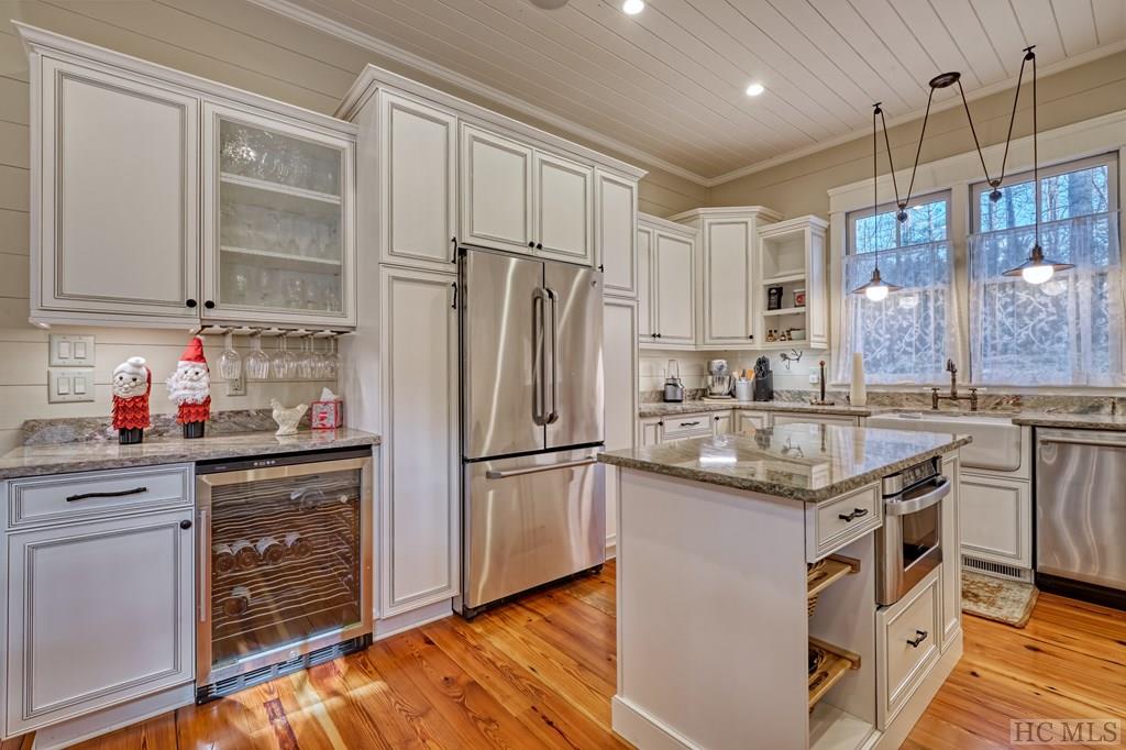 41 Racquet Club Drive