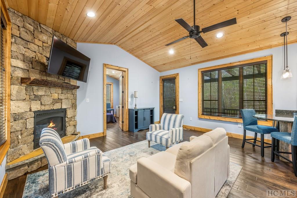 80 Branding Iron Drive