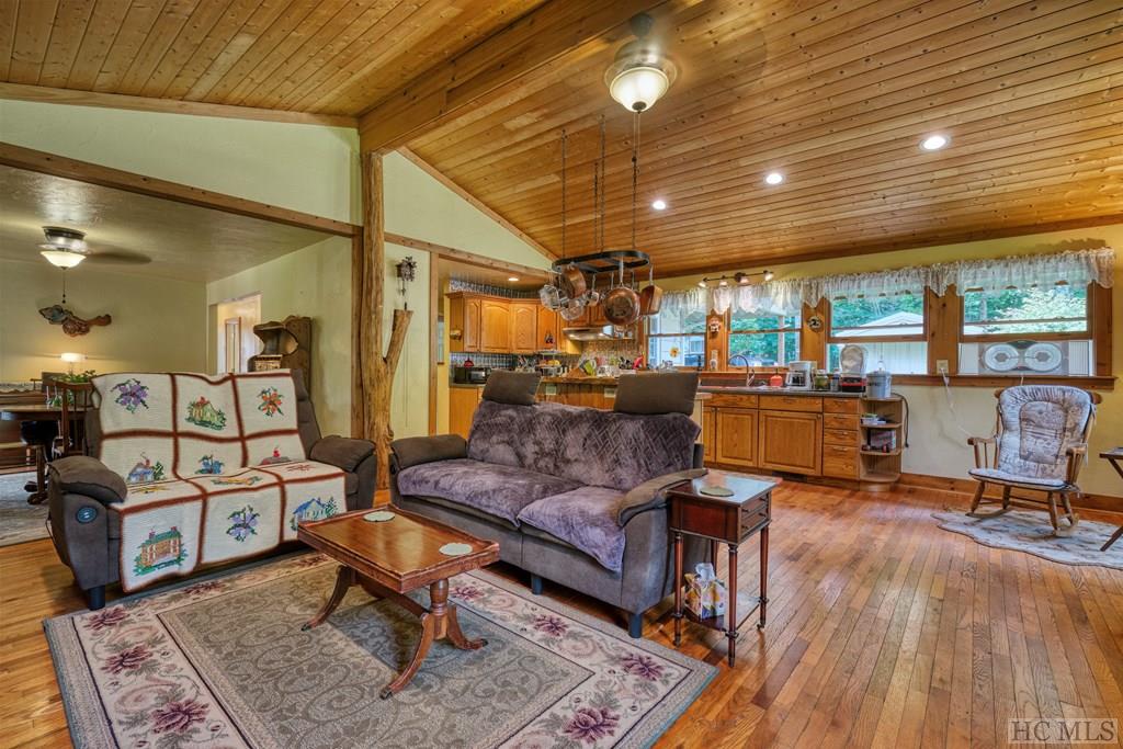 517 Zeb Alley Road