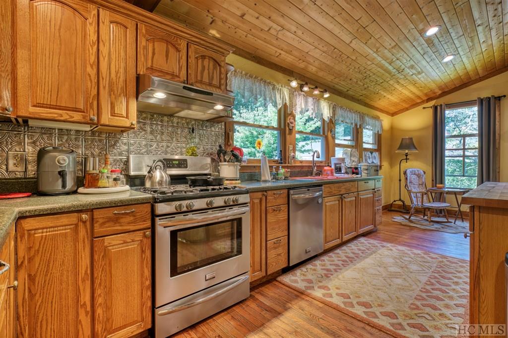 517 Zeb Alley Road