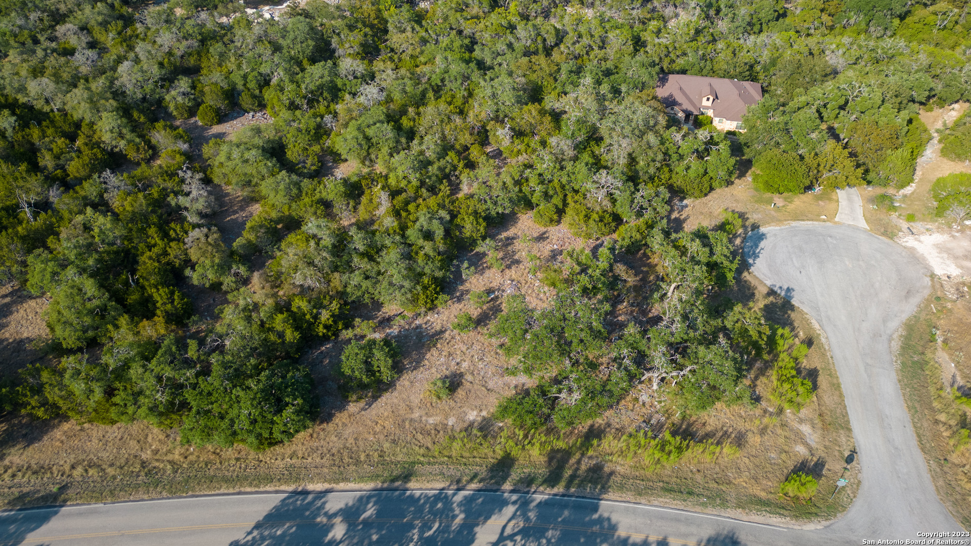 1009 Corto Cir