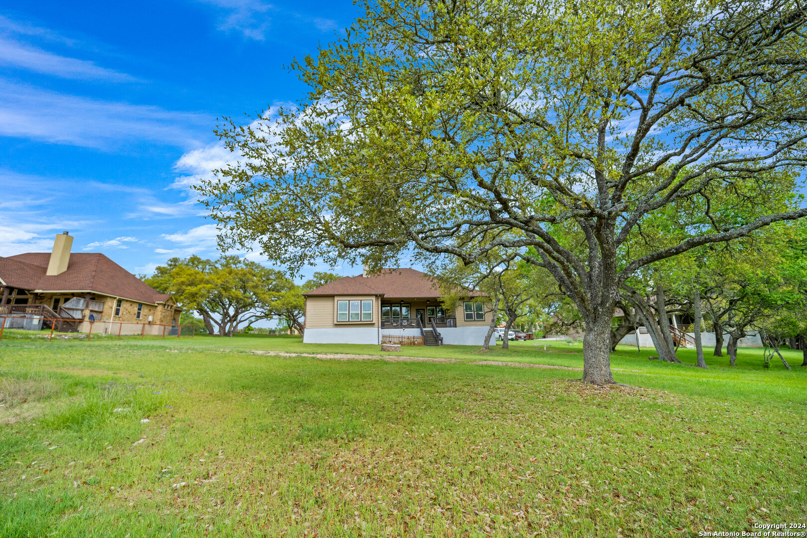 218 GRUENE HVN