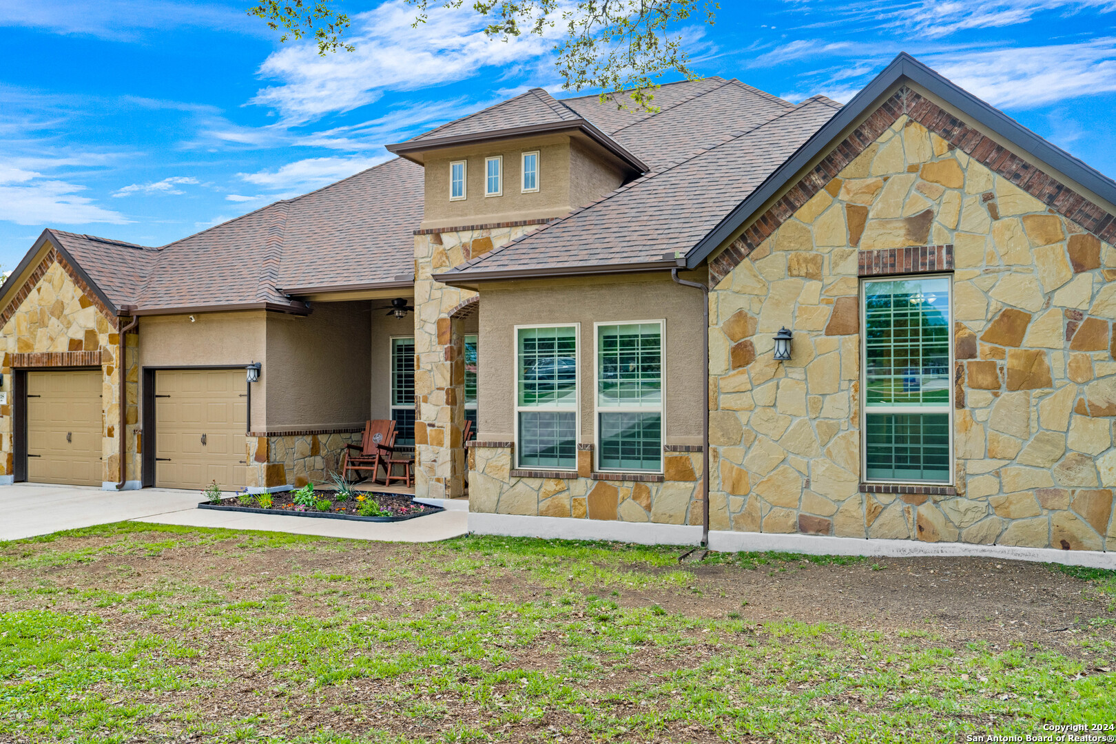 218 GRUENE HVN