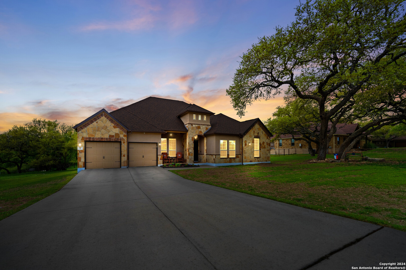 218 GRUENE HVN