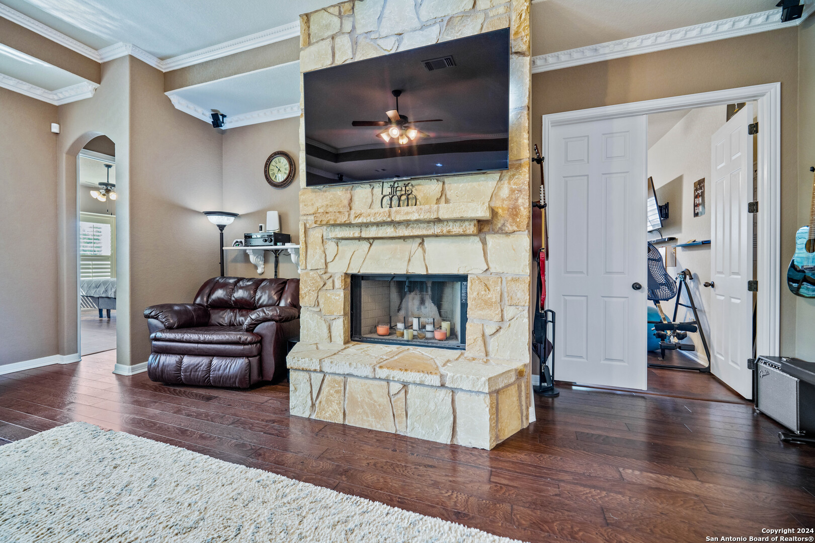 218 GRUENE HVN