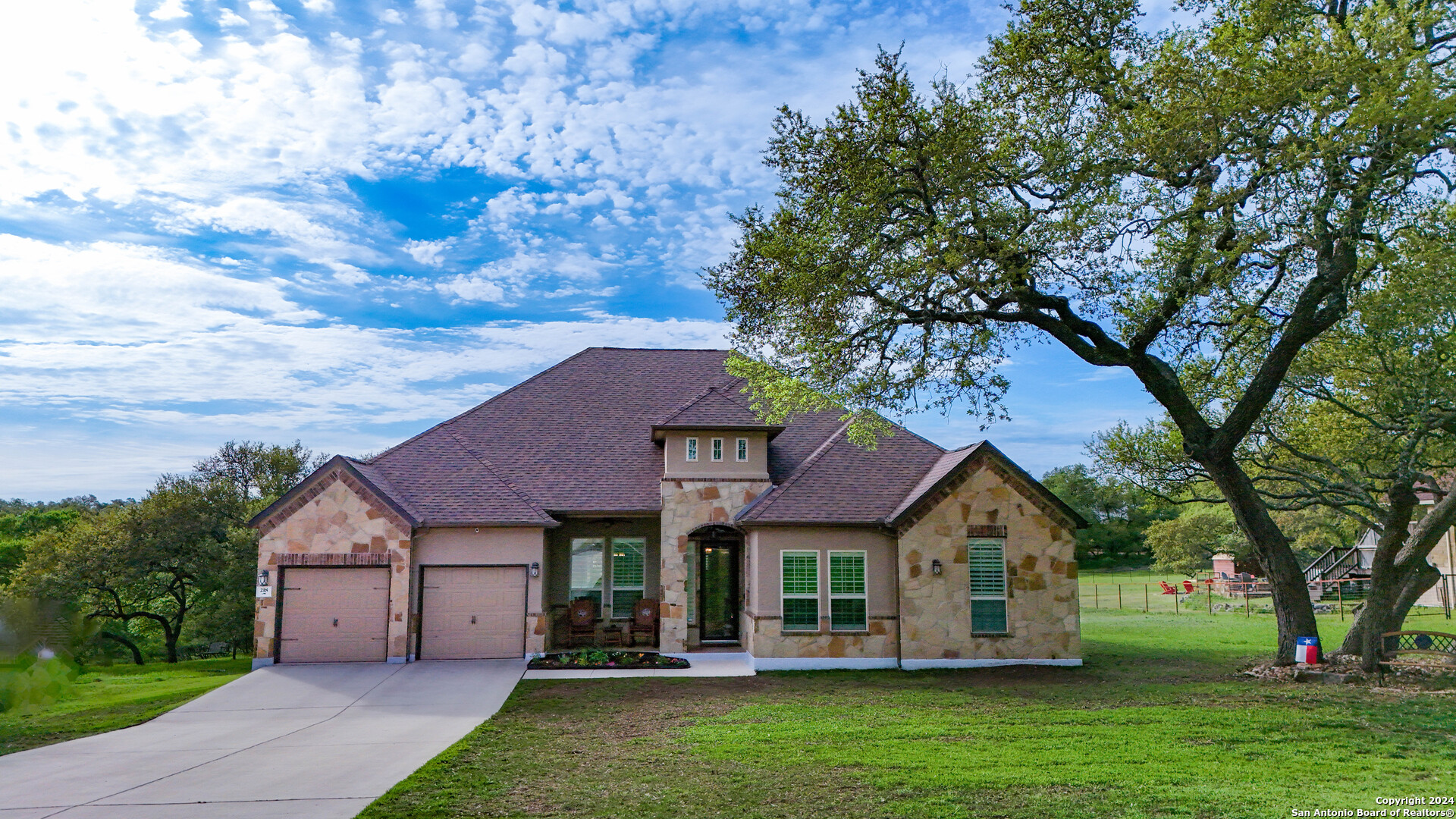 218 GRUENE HVN