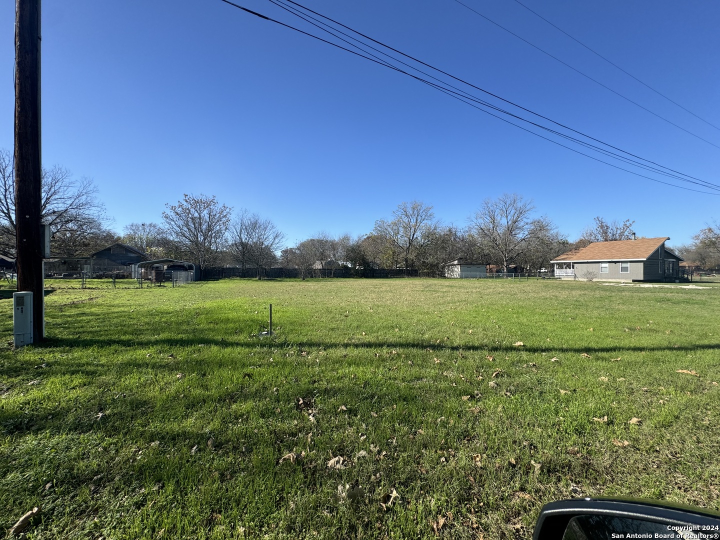 817 SCHUMACHER DR