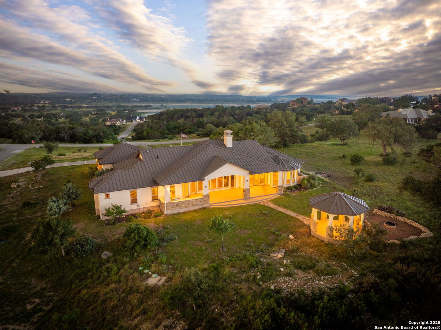 123 RIDDLE RD