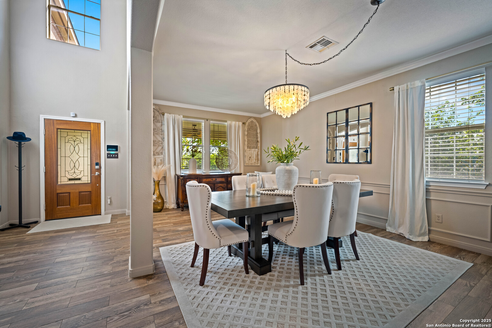2154 Belvedere