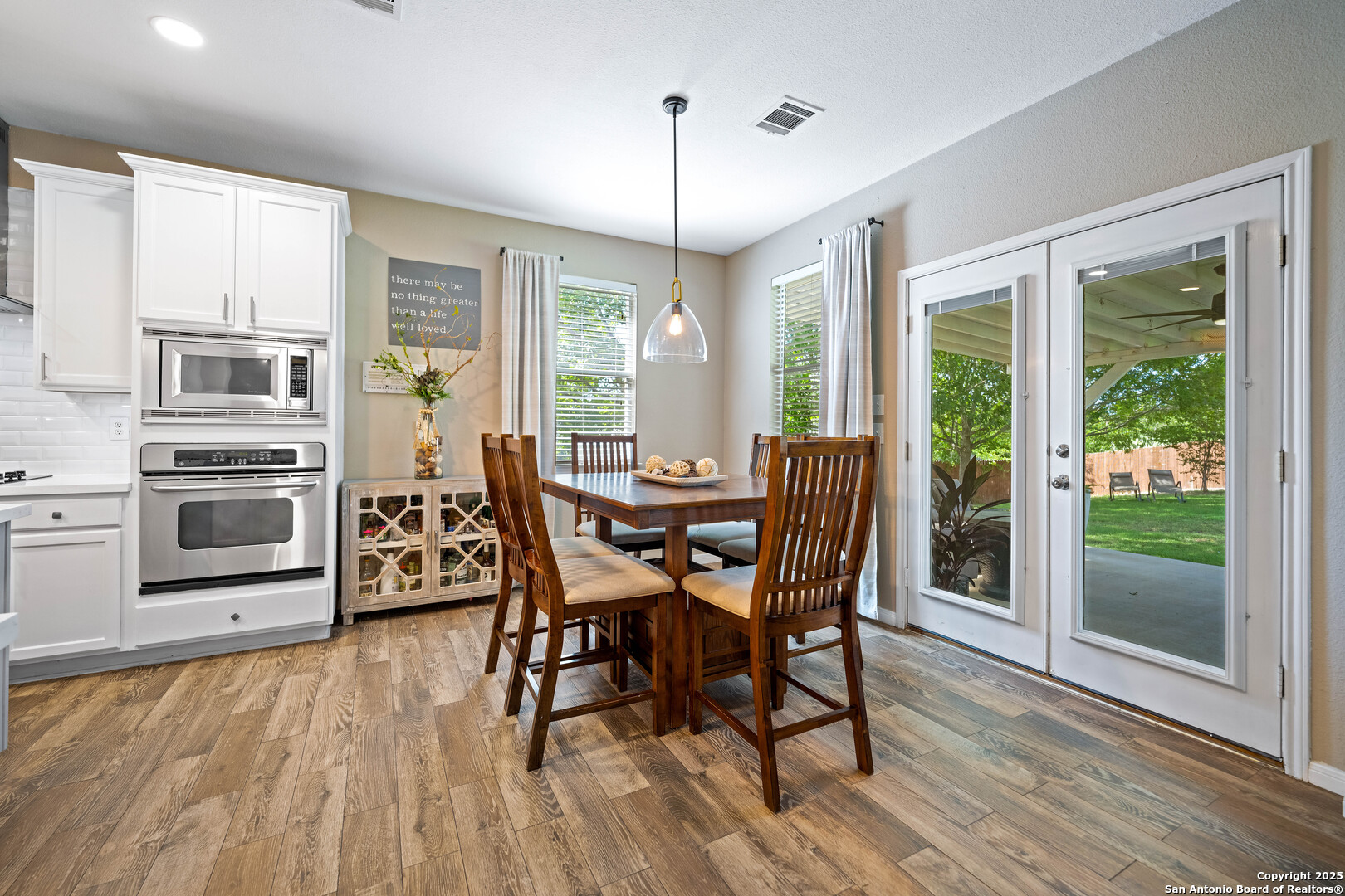2154 Belvedere