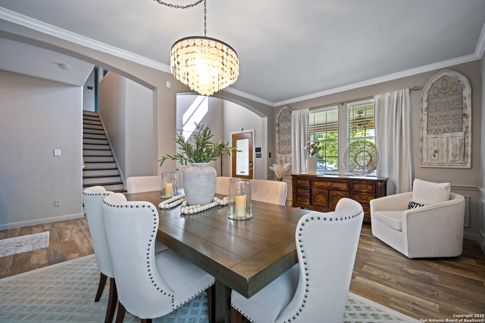 2154 Belvedere